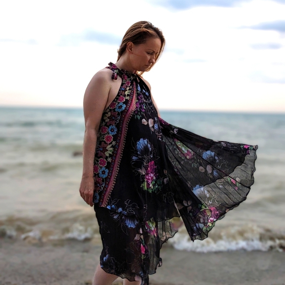 Floral hippie dress up to size MED